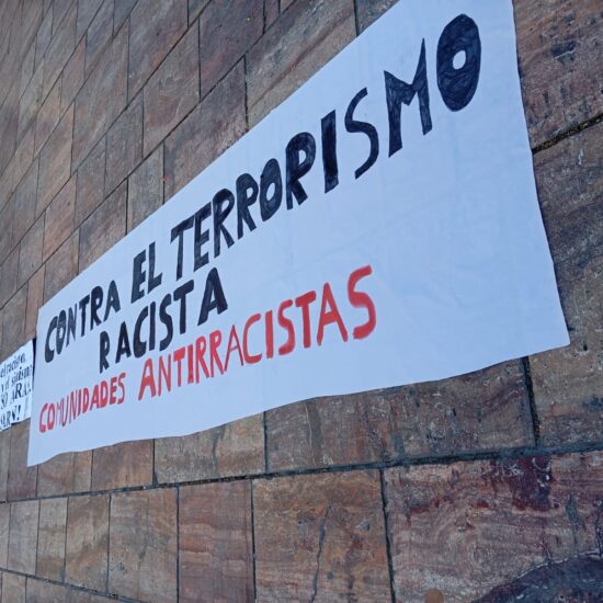 Manifiesto contra el terrorismo racista